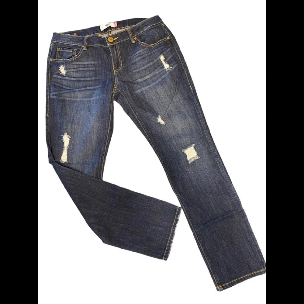 Cabi Jeans Slim Boyfriend Distressed